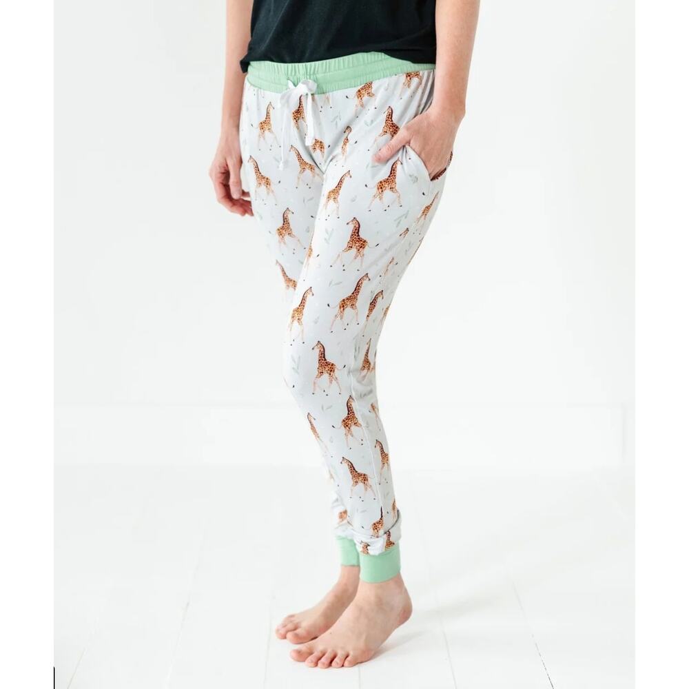 NWOT THE SLEEPY SLOTH Women's Sleepy Pajama Pants Joggers Stand Tall Giraffe S